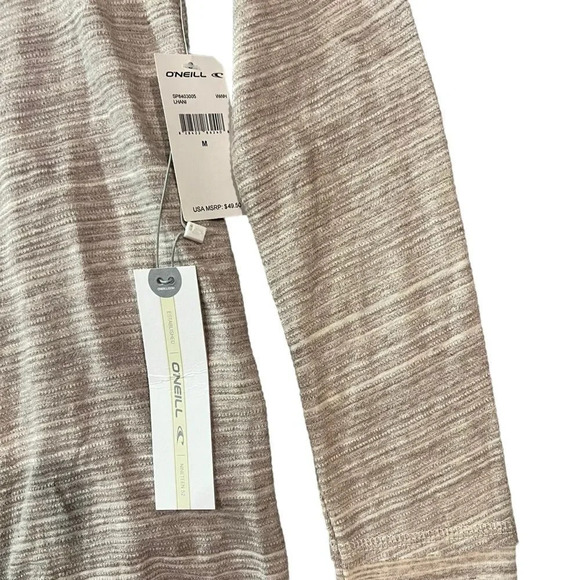 NWT O’Neill Lhani - Women’s Size Medium Off shoulder Long sleeved top - Picture 3 of 5